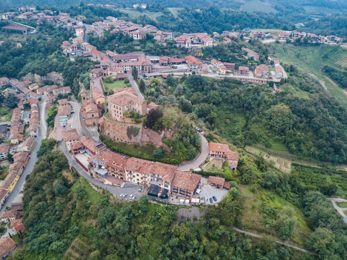 Il Borgo B&B Castellinaldo Екстериор снимка
