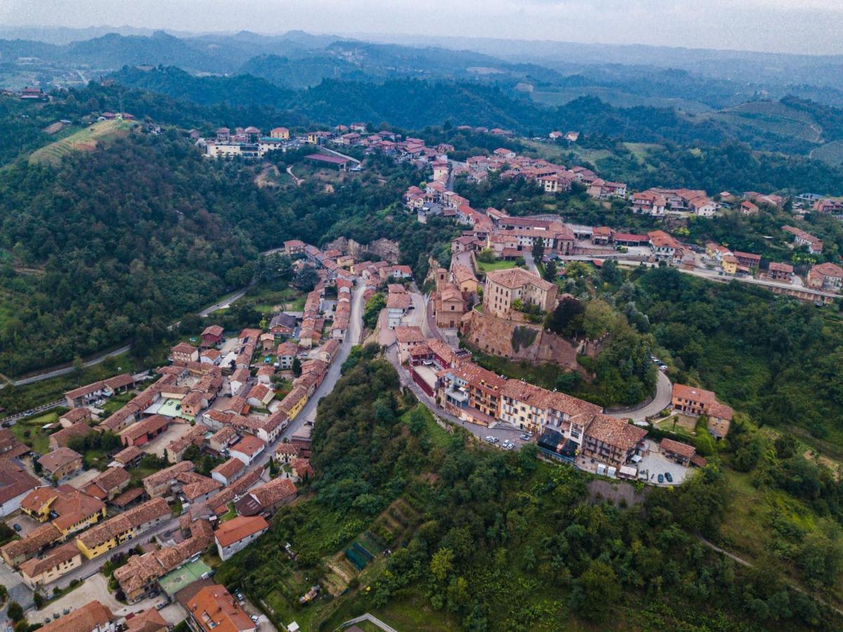 Il Borgo B&B Castellinaldo Екстериор снимка