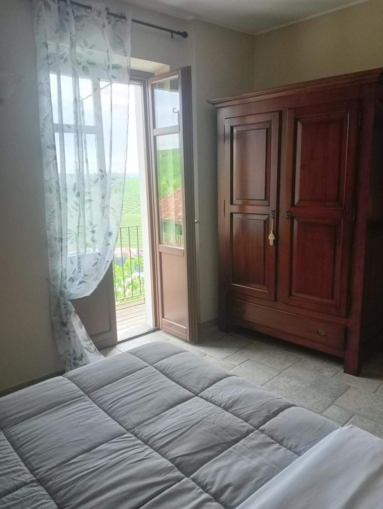 Il Borgo B&B Castellinaldo Екстериор снимка