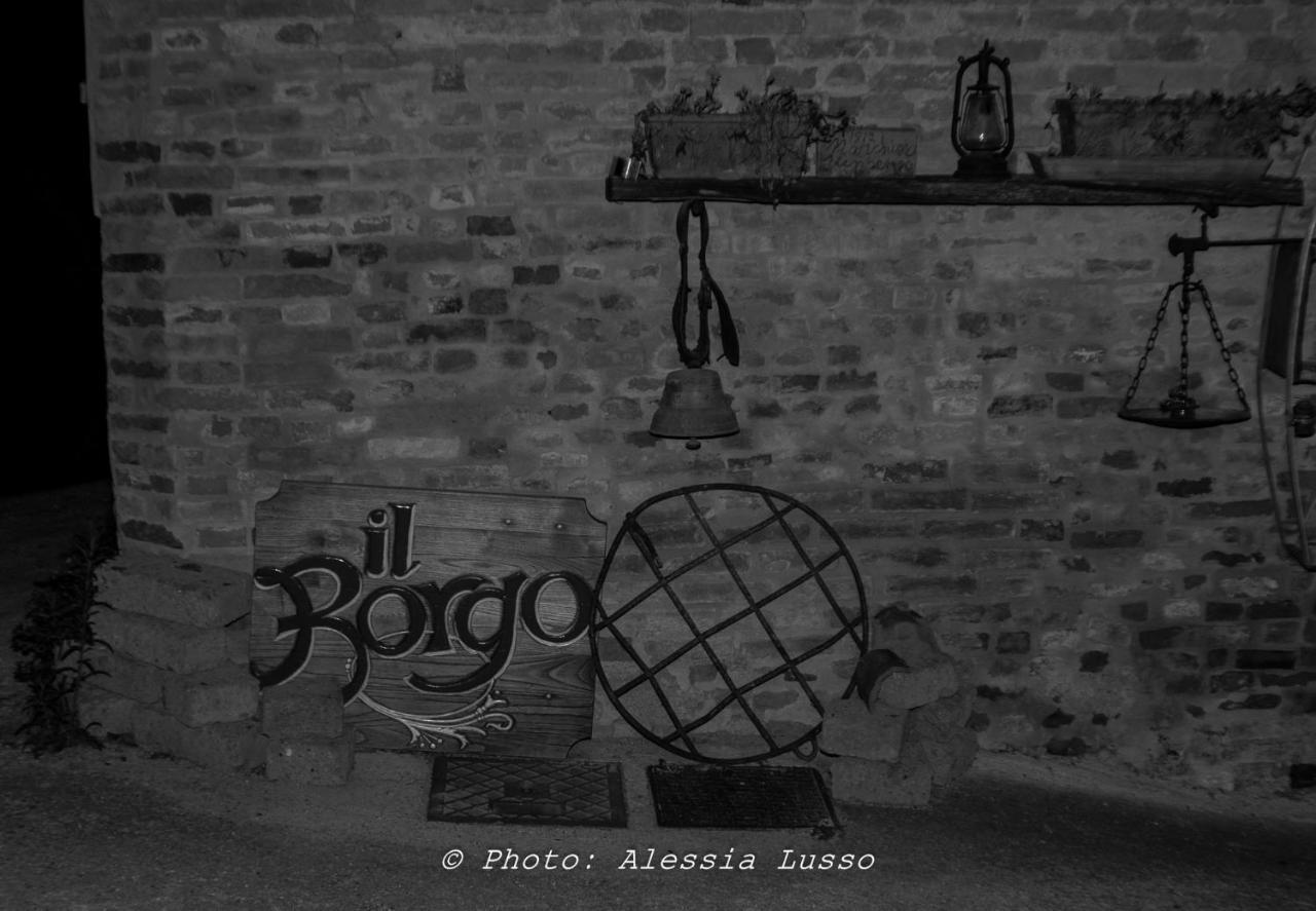 Il Borgo B&B Castellinaldo Екстериор снимка
