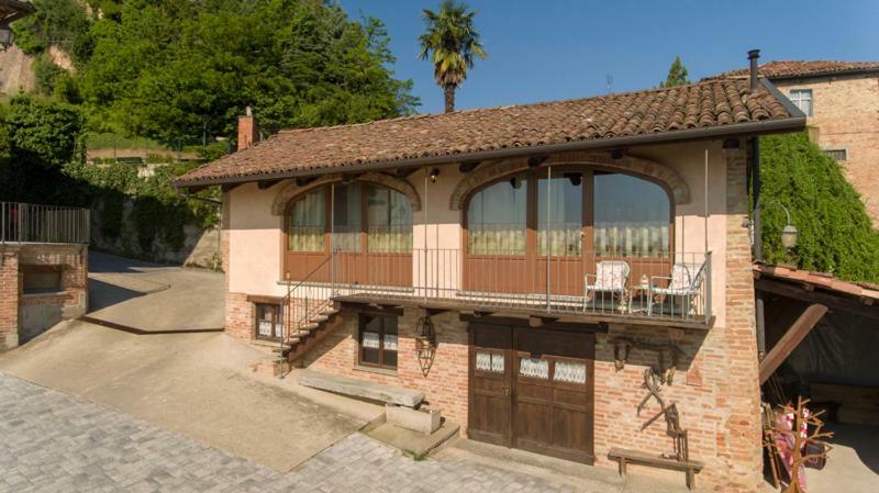 Il Borgo B&B Castellinaldo Екстериор снимка